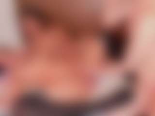 Cloe-World1's Live Sex Cam Show