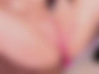 Cloe-World1's Live Sex Cam Show
