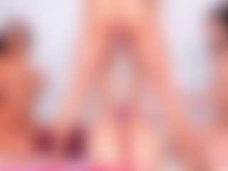 Cloe-World1's Live Sex Cam Show