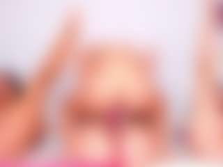 Cloe-World1's Live Sex Cam Show