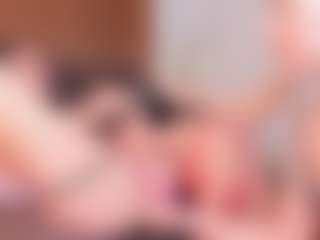Live cam show with Cloe-World1 - Strip on Camsoda
