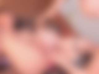 Live cam show with Cloe-World1 - Big Ass on Mixed Magazine Live