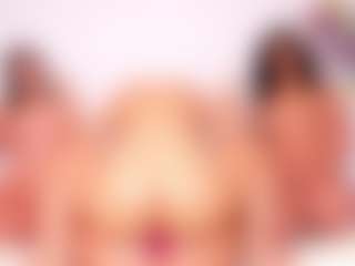 Live cam show with Cloe-World1 - Blowjob Lovense on dropp.cam