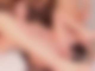 Live cam show with Cloe-World1 - Bedroom on StripNow