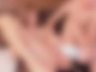 Live cam show with Cloe-World1 - Small Tits on nudelive.tv