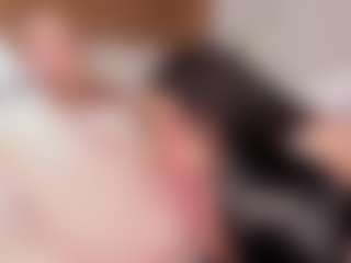 Cloe-World1's Live Sex Cam Show