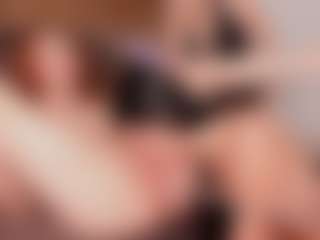 Live cam show with Cloe-World1 - HD on intimatelivegirls.com