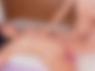 Cloe-World1's Live Sex Cam Show