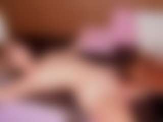 Cloe-World1's Live Sex Cam Show
