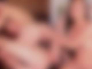 Cloe-World1's Live Sex Cam Show