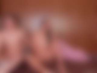 Cloe-World1's Live Sex Cam Show