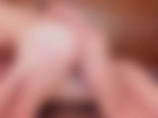 Live cam show with Cloe-World1 - Petite on Camsoda