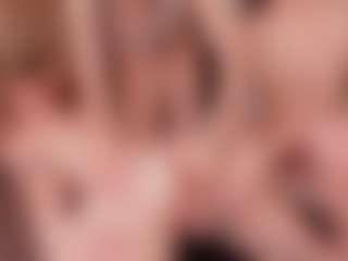 Cloe-World1's Live Sex Cam Show