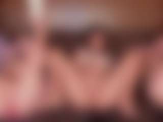 Cloe-World1's Live Sex Cam Show