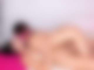 Live cam show with Cloe-World1 - Deepthroat on madthumbs