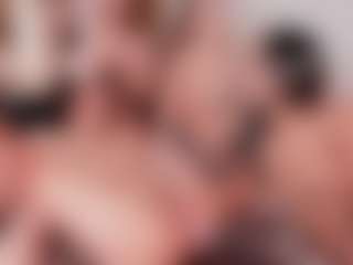 Cloe-World1's Live Sex Cam Show
