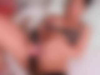 Isabed's Live Sex Cam Show