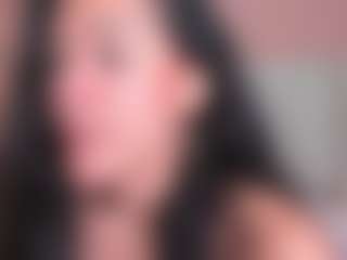 Isabed's Live Sex Cam Show