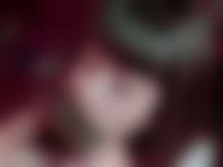 Live cam show with Camiiowo - Horny on Camsoda