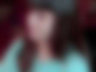 Live cam show with Camiiowo - Petite on crypto-cams