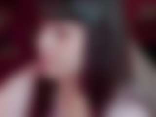 Live cam show with Camiiowo - Brown Hair on eurowanks.com
