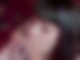 Live cam show with Camiiowo - Horny on SxyPornLive