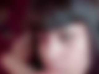 Camiiowo's Live Sex Cam Show