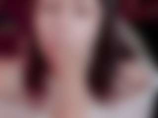 Camiiowo's Live Sex Cam Show