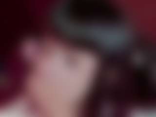 Camiiowo's Live Sex Cam Show