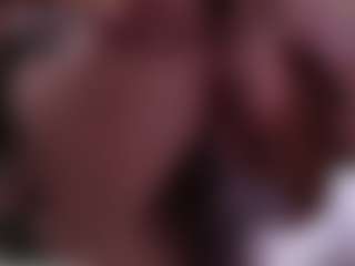 Camiiowo's Live Sex Cam Show