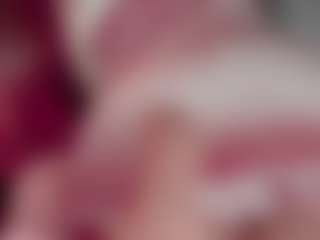 Camiiowo's Live Sex Cam Show