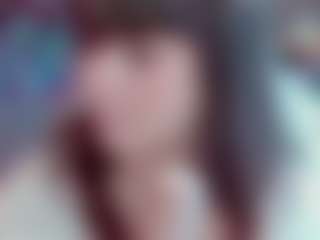 Live cam show with Camiiowo - Tittyfuck on Dolls Live