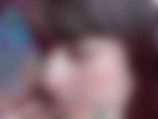 Live cam show with Camiiowo - Brown Hair on Chatstar