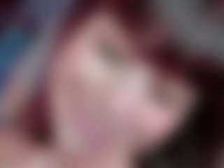Camiiowo's Live Sex Cam Show