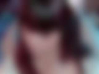 Camiiowo's Live Sex Cam Show