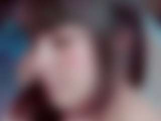 Live cam show with Camiiowo - Oil on liverealitysex.com