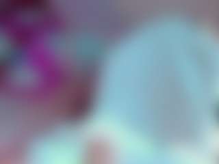 Live cam show with Camiiowo - Bikini on Uber Horny