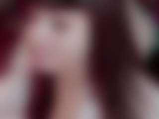 Live cam show with Camiiowo - Brown Hair on Cam Slut