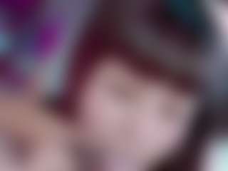 Live cam show with Camiiowo - Cute on Milfs Live