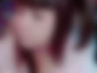 Camiiowo's Live Sex Cam Show