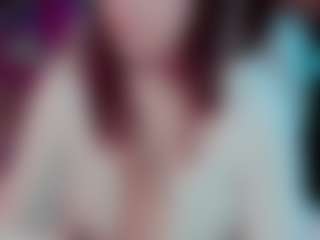 Camiiowo's Live Sex Cam Show