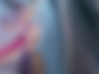 Live cam show with Camiiowo - Petite on Cam Slut