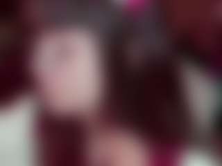 Live cam show with Camiiowo - Brown Hair on StripNow
