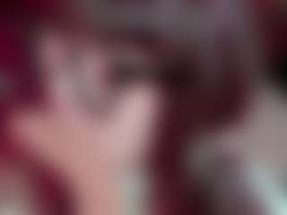 Camiiowo's Live Sex Cam Show