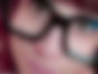 Camiiowo's Live Sex Cam Show