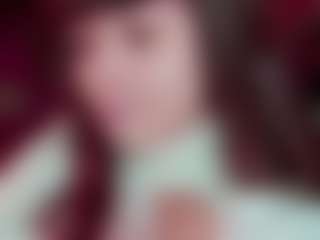 Camiiowo's Live Sex Cam Show