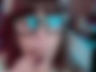 Live cam show with Camiiowo - Bikini on Camsoda