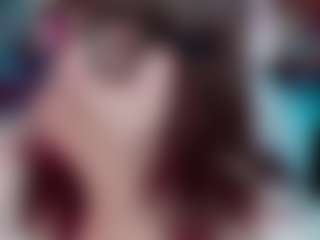 Camiiowo's Live Sex Cam Show