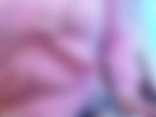 Camiiowo's Live Sex Cam Show