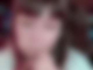 Live cam show with Camiiowo - Sexwebcam Curvy on livesuperchat.net